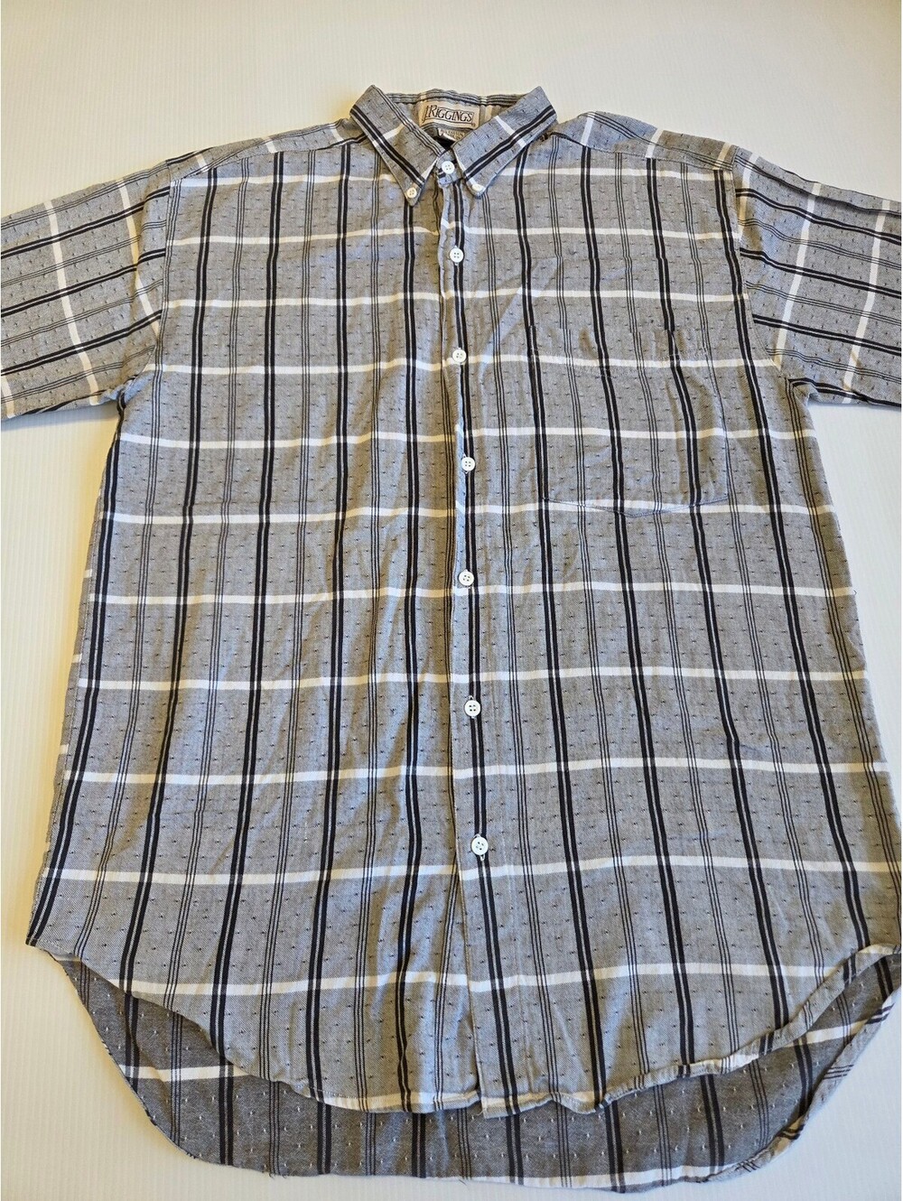 J. Riggings Men's Large Short Sleeve Button-Up Cotton Shirt Gray Plaid